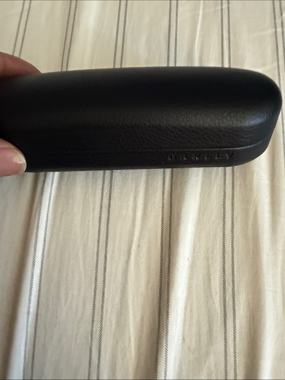 Oakley Sunglasses Hard Shell Holding Case For Glasses/ Sunglasses